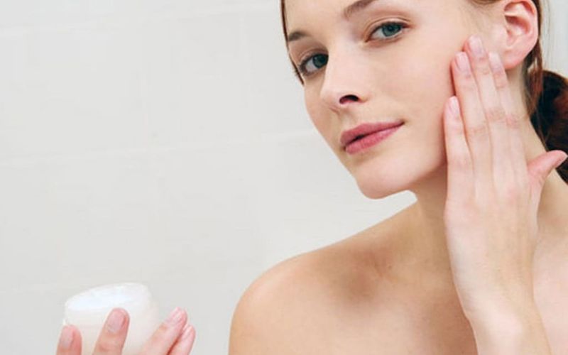 Cách chọn kem trị sạm da phù hợp với từng loại da