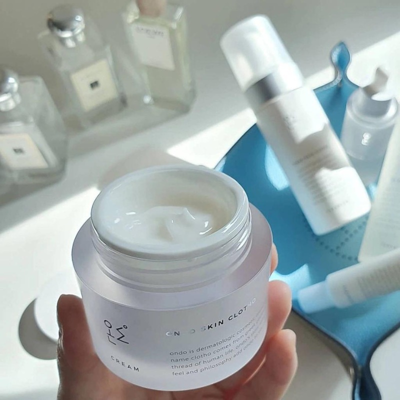 ưu điểm kem dưỡng trắng da chống lão hóa hàn quốc